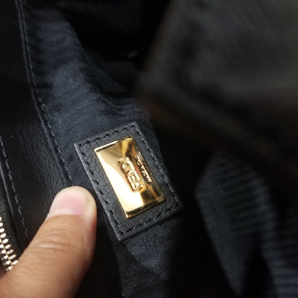 Fendi Petite 2Jours Black Saffiano Leather Tote - Picture 6 of 8